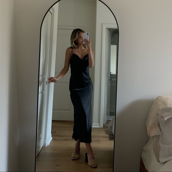 Satin high/low dress - Picture 4 of 8